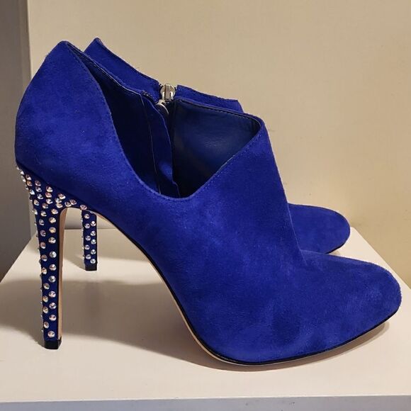 Showstoppers! Saks Fifth Avenue Blue Suede Swarovski Crystal Heel Booties Sz.9 - Picture 1 of 6